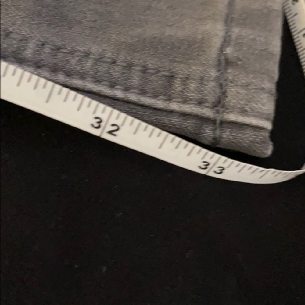 It’s denim jeans size 4 gray jeans - Picture 7 of 7